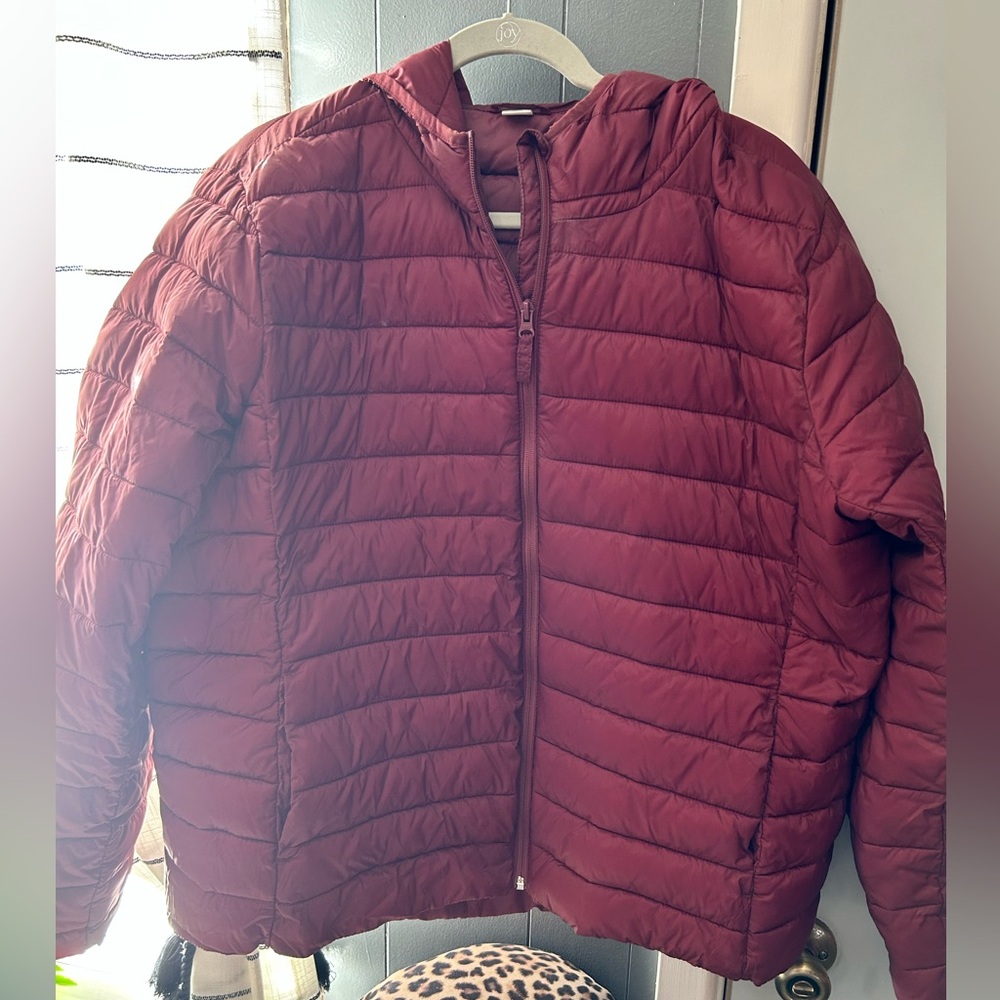 Old Navy Active Burgundy Hooded Puffer Jacket